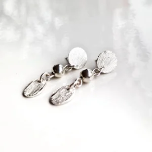 Boucles d'oreille en argent minimaliste modern atelier Walhain, Belgique